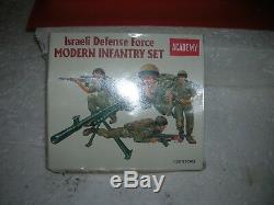 ACADEMY 1/35 Scale Plastic Model Kit #1368 Israeli Defense Force Modern Infantry