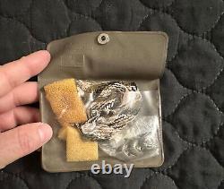 IDF Israeli Army Items 1987 PVC Amenity Bag + 1994 Unused Sewing Needlework Kit