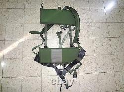 Israeli Army Cylindrical Back Carrier. Rare- WITH IDF ZAHAL LABEL Israel. New