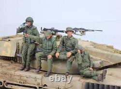 Israeli IDF Tank Crews (04 figures, tank is not included) 135 Pro Built Model