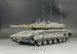 Modèle de char de combat principal Merkava Mk. IV de l'IDF d'Israël assemblé à l'échelle 1/35.