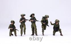 (Précommande) Infanterie de l'IDF israélienne en combat (05 soldats) - Maquette 135 Pro Construite